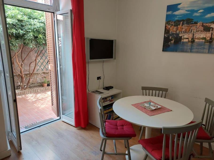 Casa Anna 5 Stelle - Apartment With Garden Róma Kültér fotó